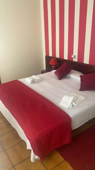 Hostal San Andres Сория Екстериор снимка