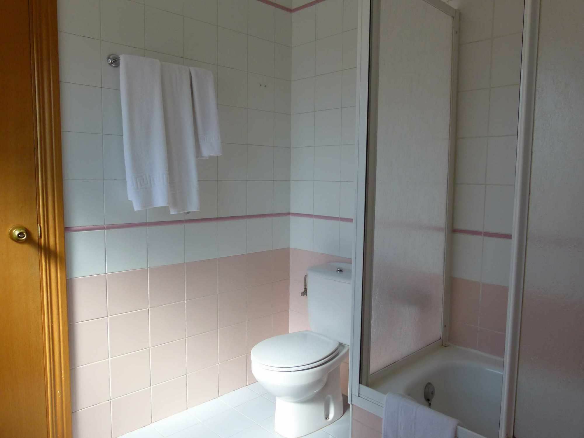 Hostal San Andres Сория Екстериор снимка